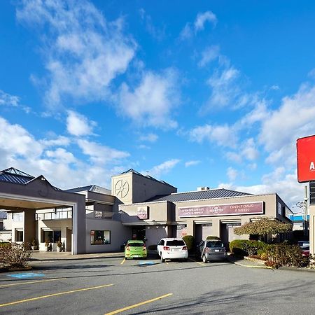 Hotel Ramada By Wyndham Abbotsford Esterno foto