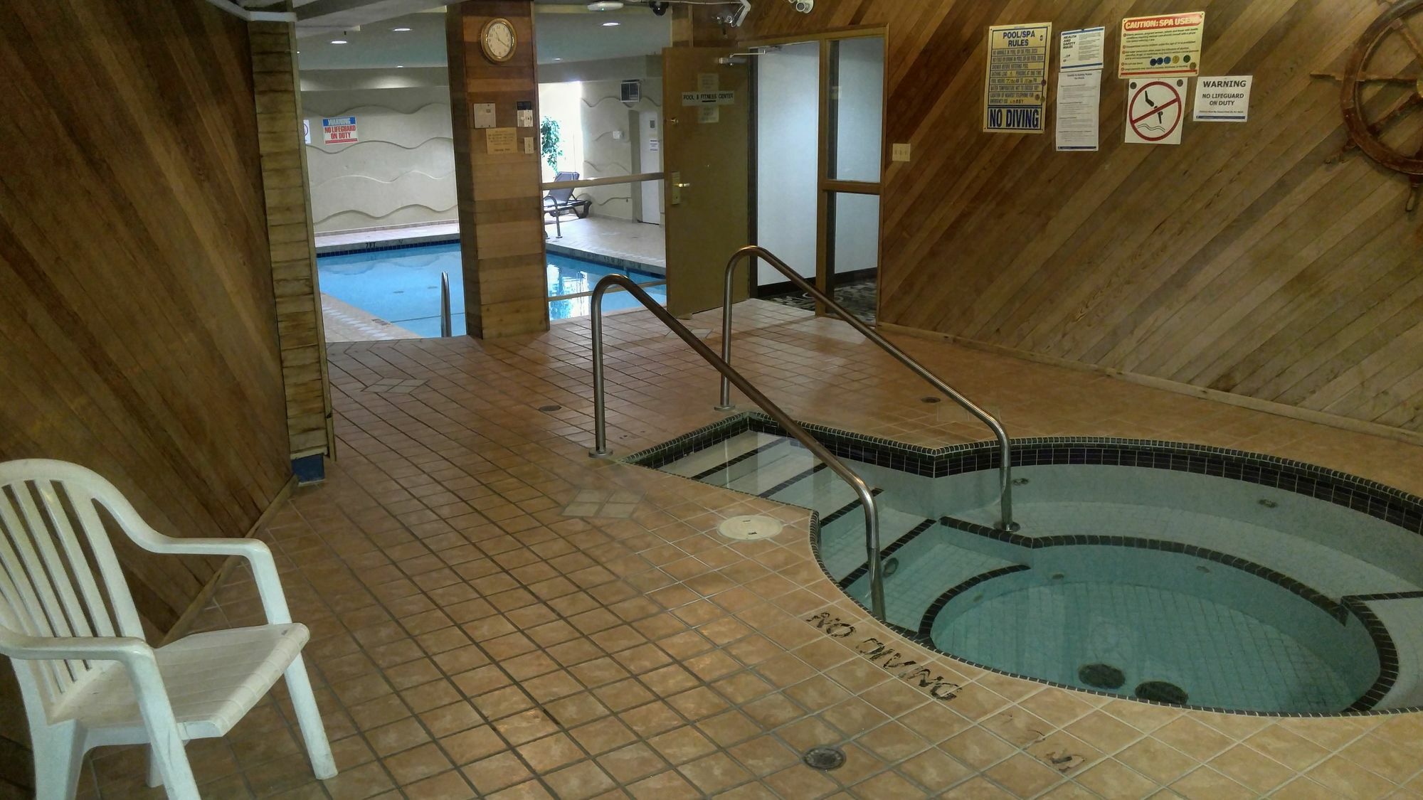 Hotel Ramada By Wyndham Abbotsford Esterno foto