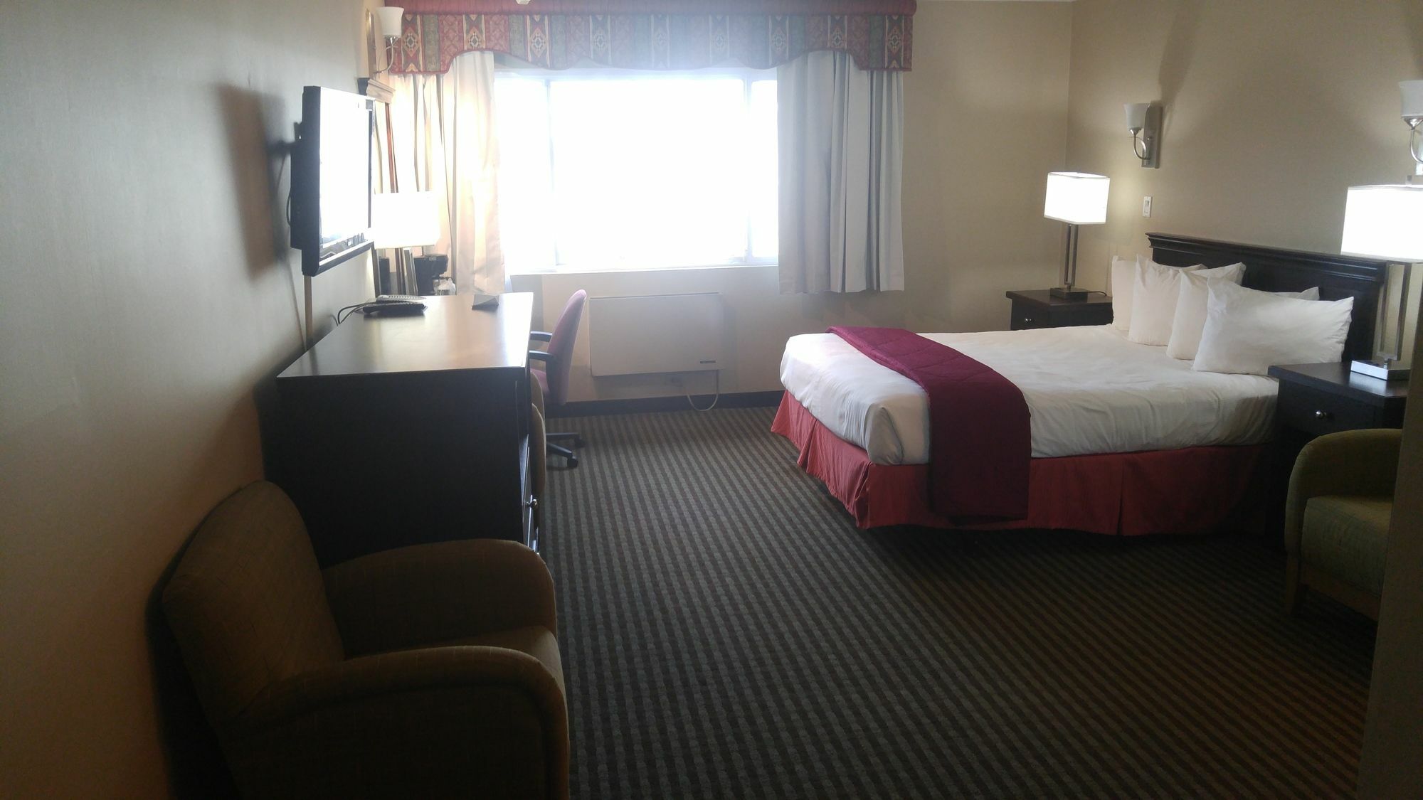 Hotel Ramada By Wyndham Abbotsford Esterno foto