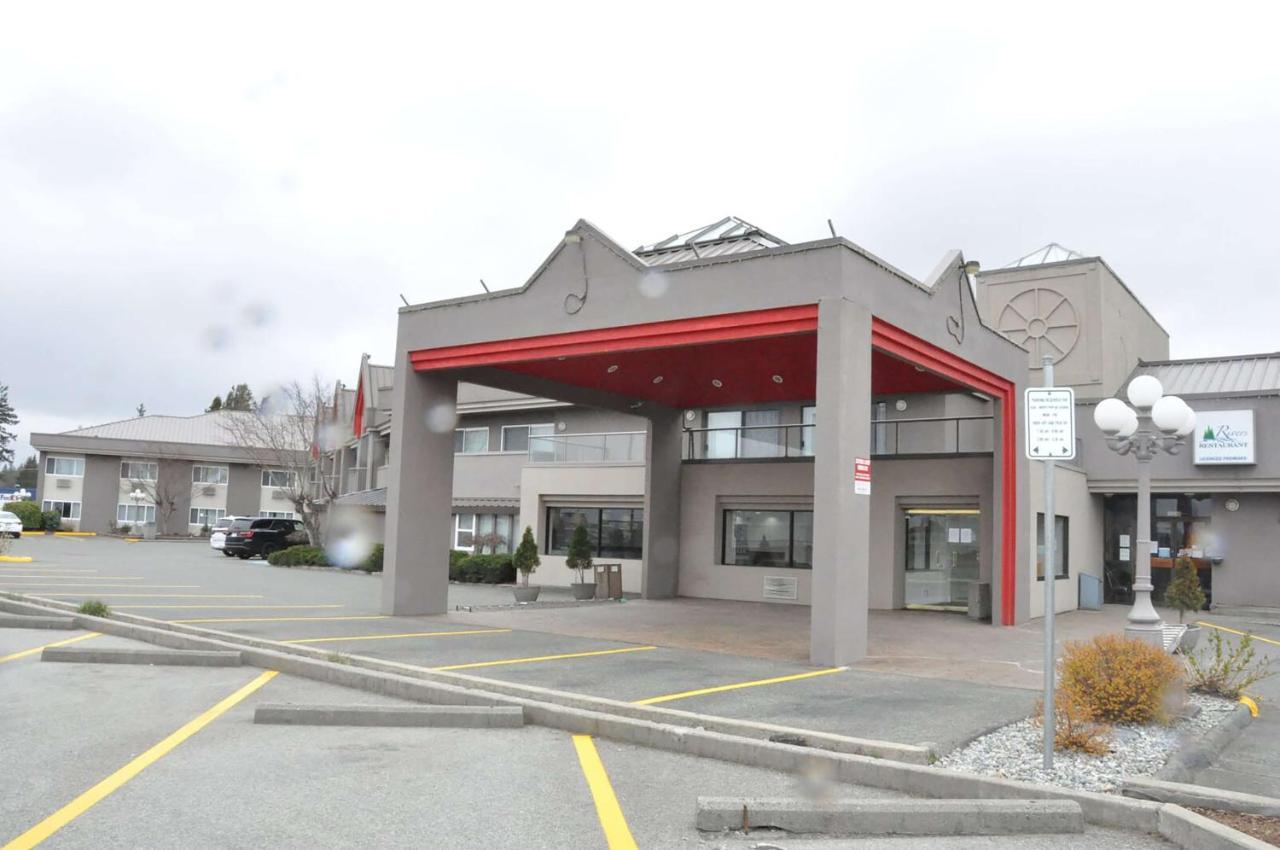 Hotel Ramada By Wyndham Abbotsford Esterno foto